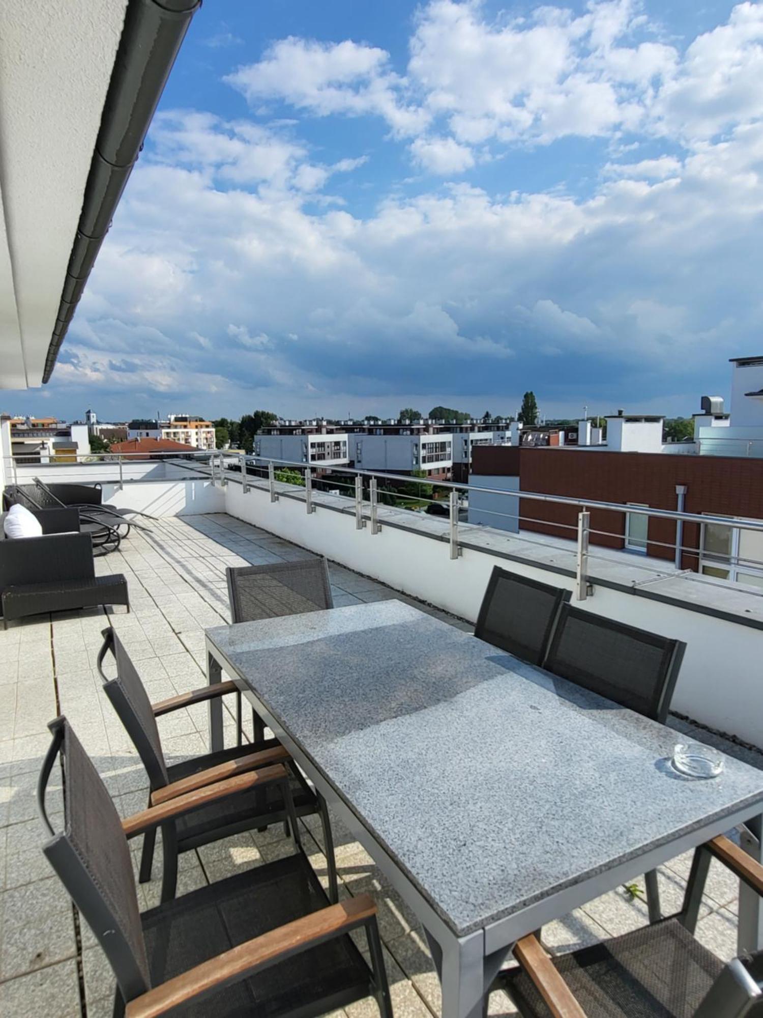 Apartament Margaretville 90M Kolobrzeg Ngoại thất bức ảnh